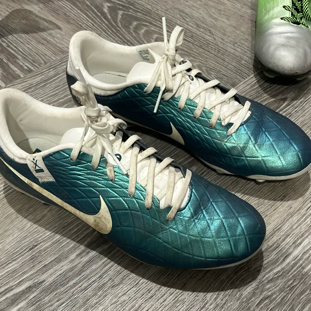 Nike women’s Blue Soccer Shoes